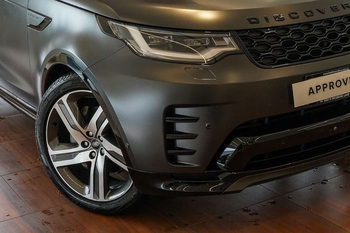 2023 Land Rover Discovery D300 Dynamic SE Series 5