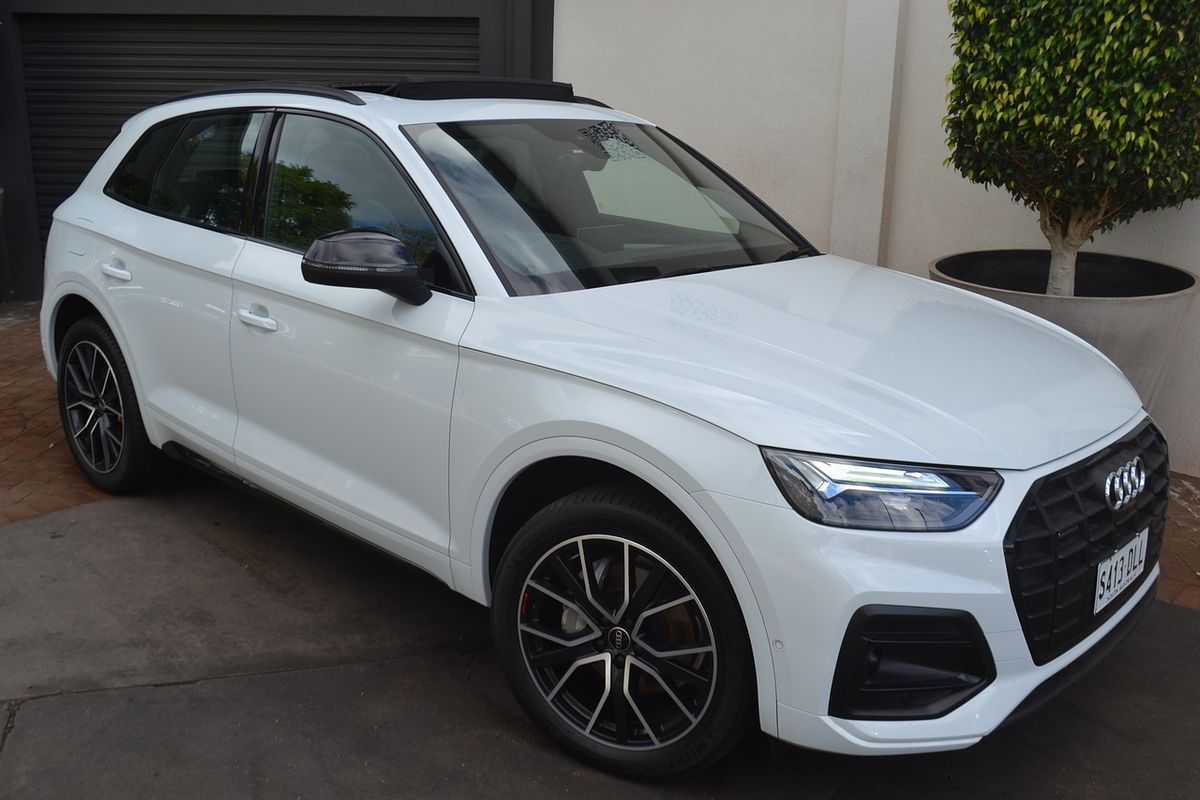 2024 Audi Q5 45 TFSI Sport FY