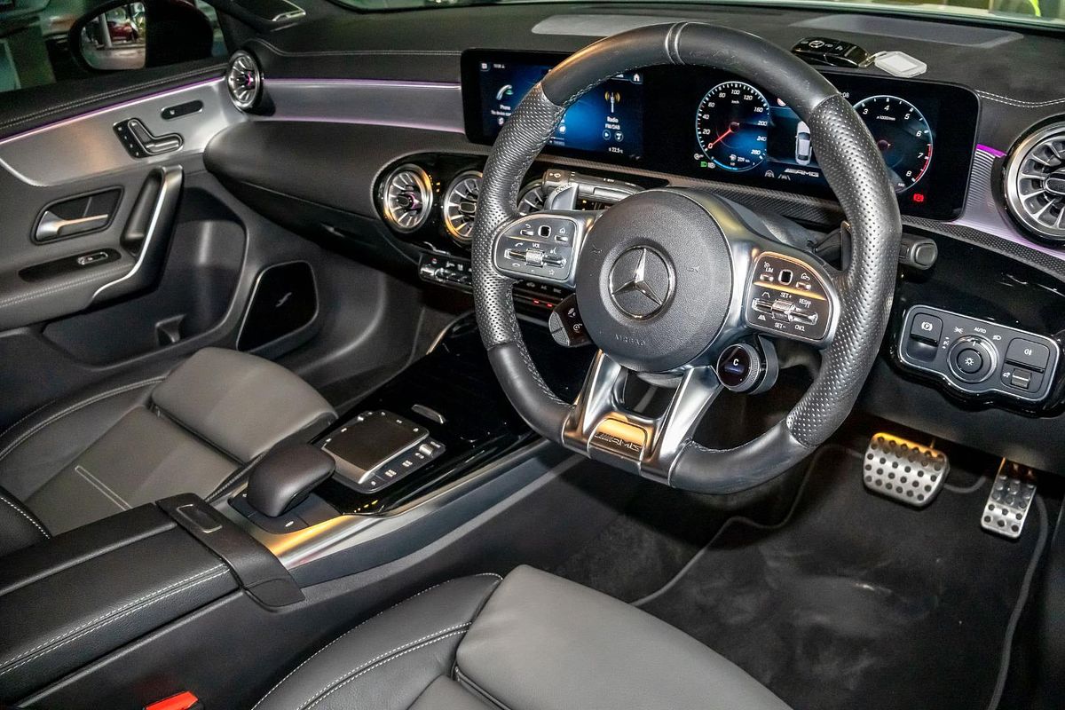 V177 801+051MY A35 AMG SED 4dr SSD 7sp 2.0T