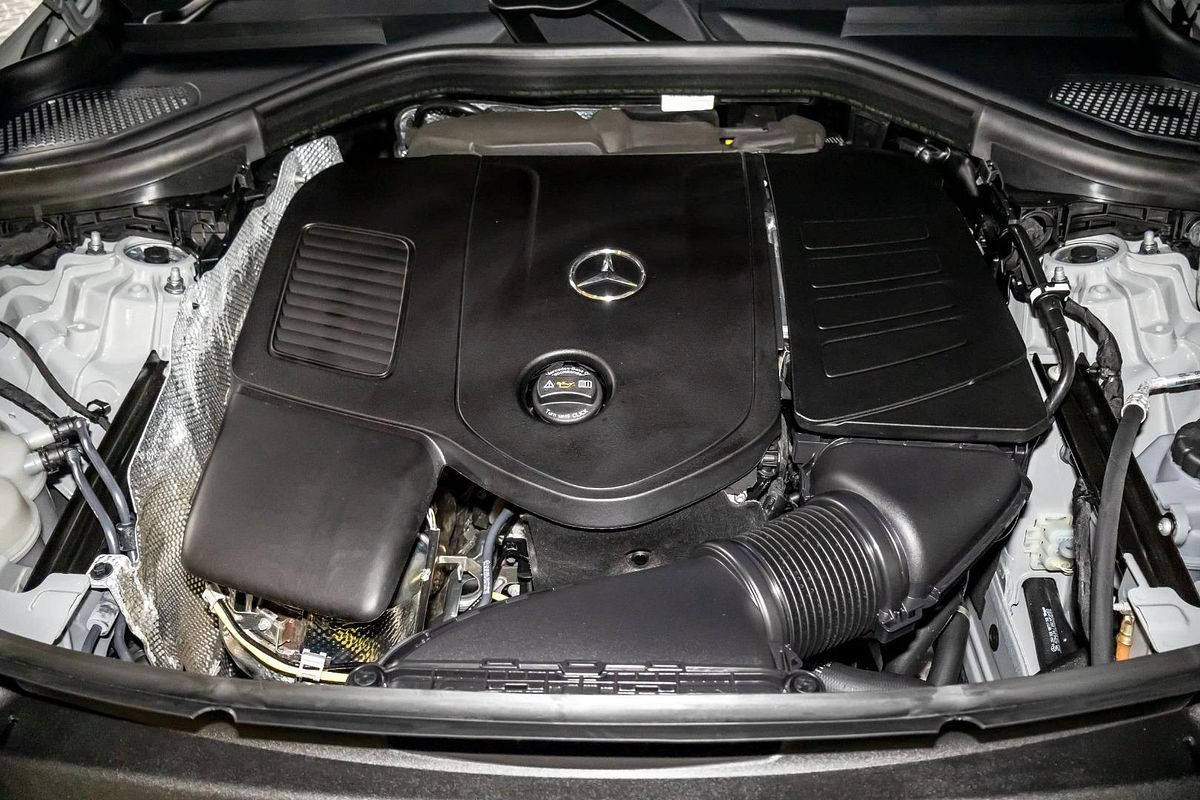 C254 806+056MY GLC300 CPE 9G 9 sp 2.0T/17kW
