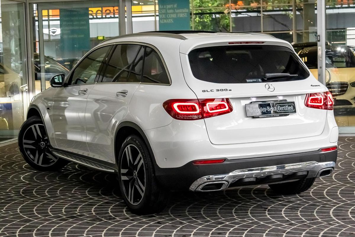 X253 800+050MY GLC300 e WAG 9G 9sp 2.0T/90kW X253 800+050MY GLC300 e WAG 9G 9sp 2.0T/90kW