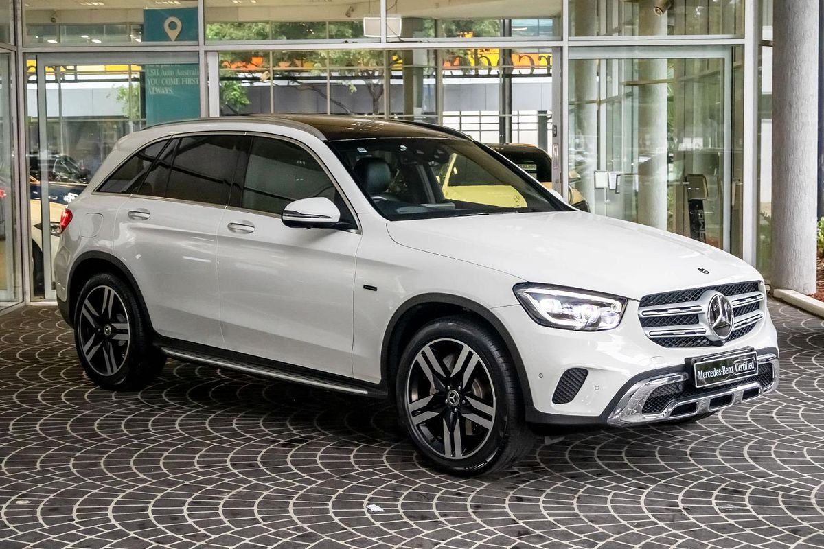 X253 800+050MY GLC300 e WAG 9G 9sp 2.0T/90kW X253 800+050MY GLC300 e WAG 9G 9sp 2.0T/90kW