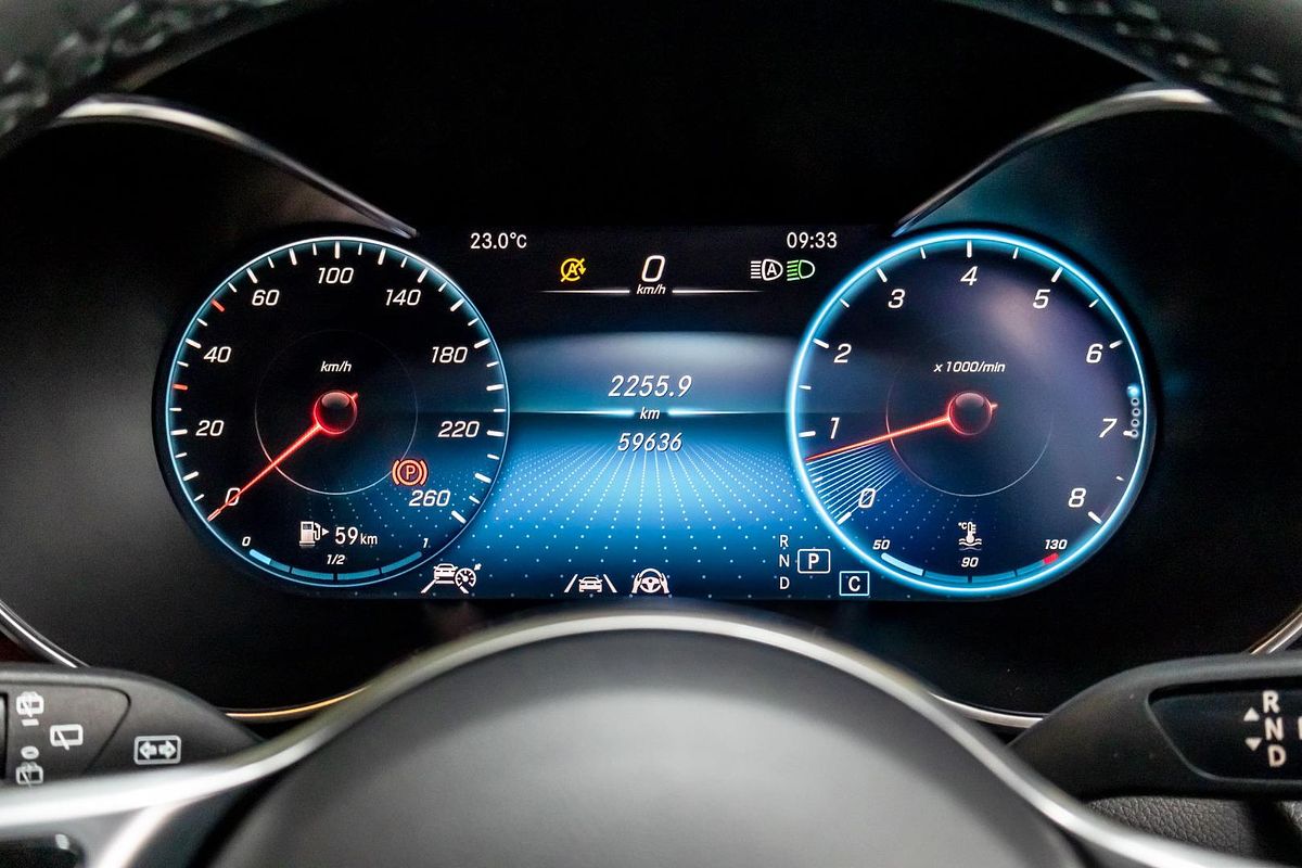 X253 802MY GLC300 WAG 5dr 9G 9 sp 2.0T