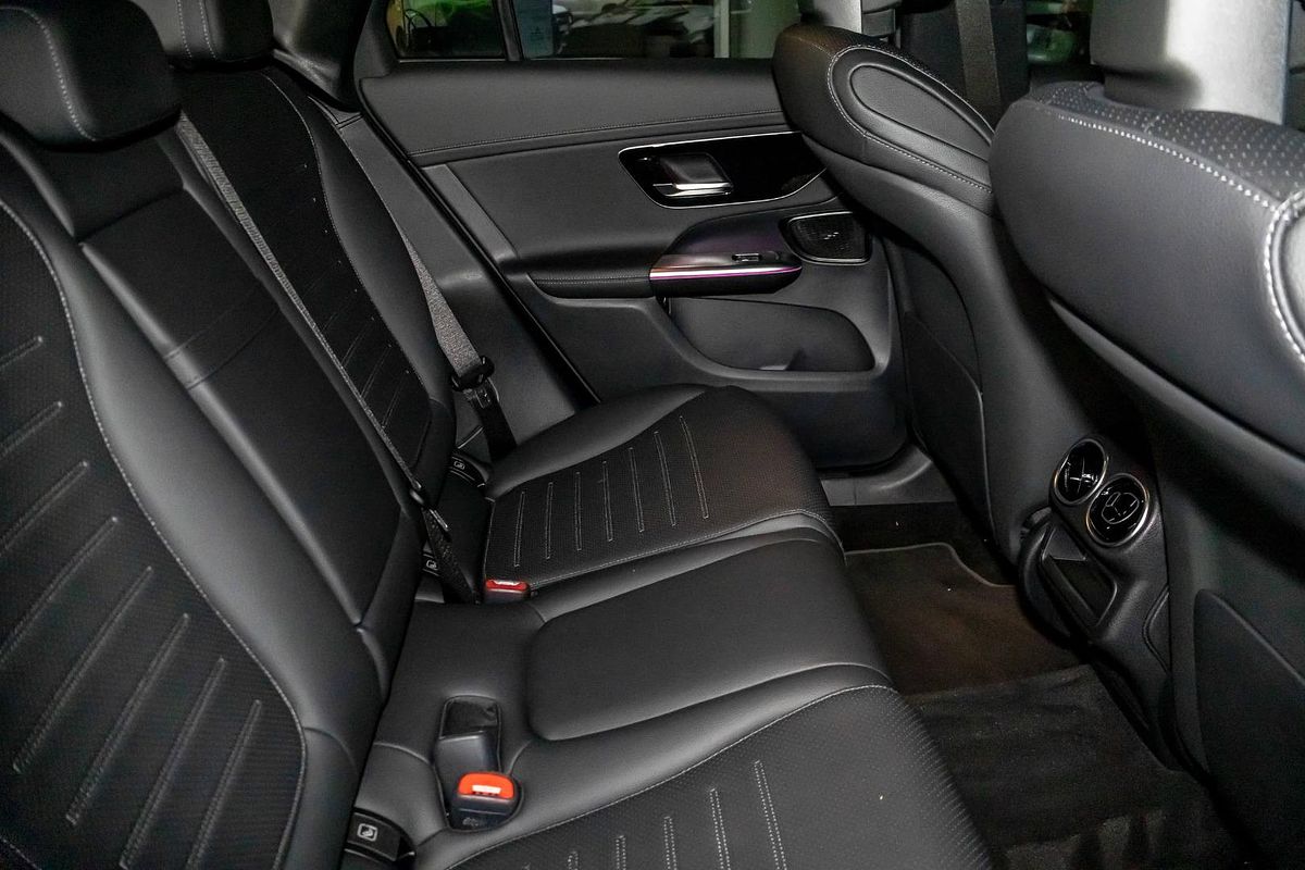 X254 805+055MY GLC300 WAG 9G 9 sp 2.0T/17kW