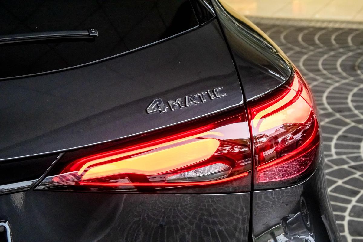 X254 805+055MY GLC300 WAG 9G 9 sp 2.0T/17kW