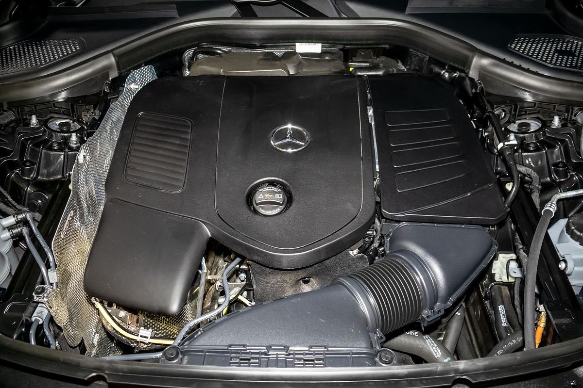 X254 805+055MY GLC300 WAG 9G 9 sp 2.0T/17kW