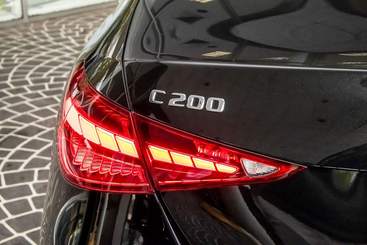 W206 802MY C200 SED 4dr 9G 9sp 1.5T/15kW