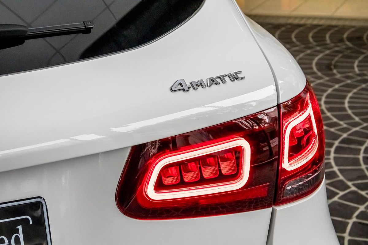 X253 800+050MY GLC300 e WAG 9G 9sp 2.0T/90kW