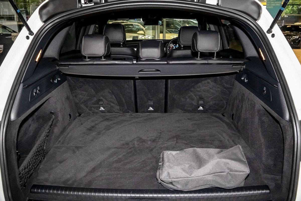 X253 800+050MY GLC300 e WAG 9G 9sp 2.0T/90kW