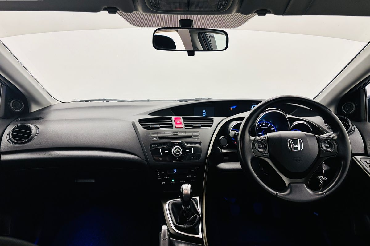 2013 Honda CIVIC VTi-S 6 SP MANUAL 5D HATCHBACK 4CYL