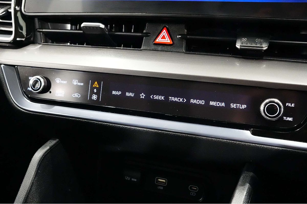 2022 Kia Sportage SX NQ5