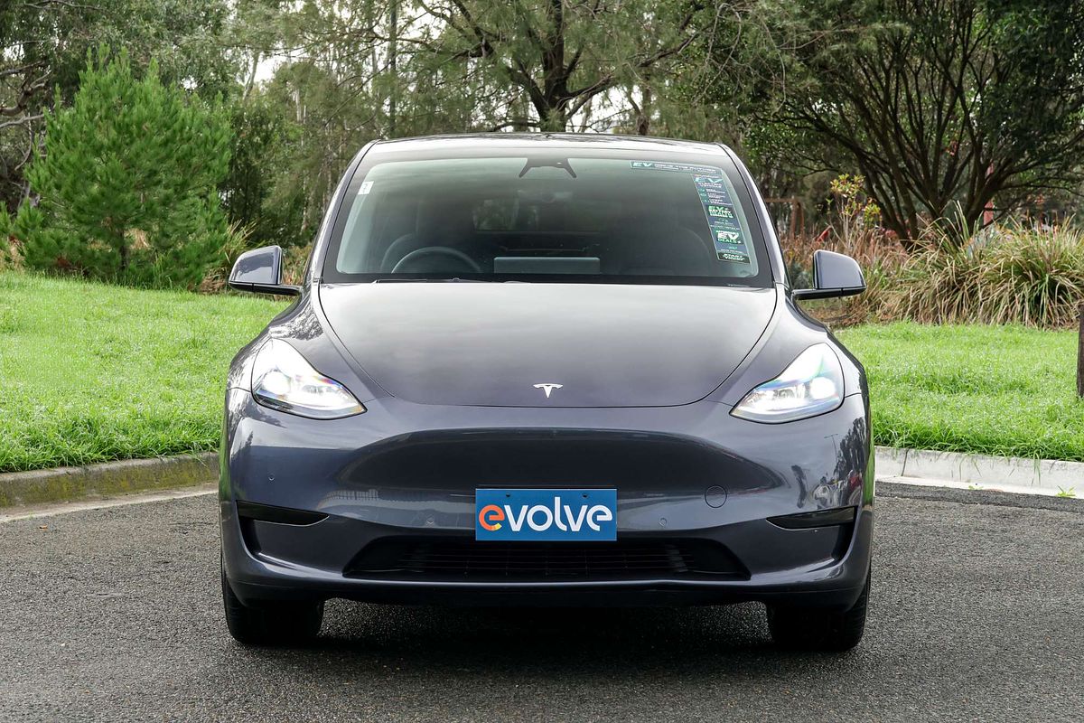2022 Tesla Model Y Rear-Wheel Drive
