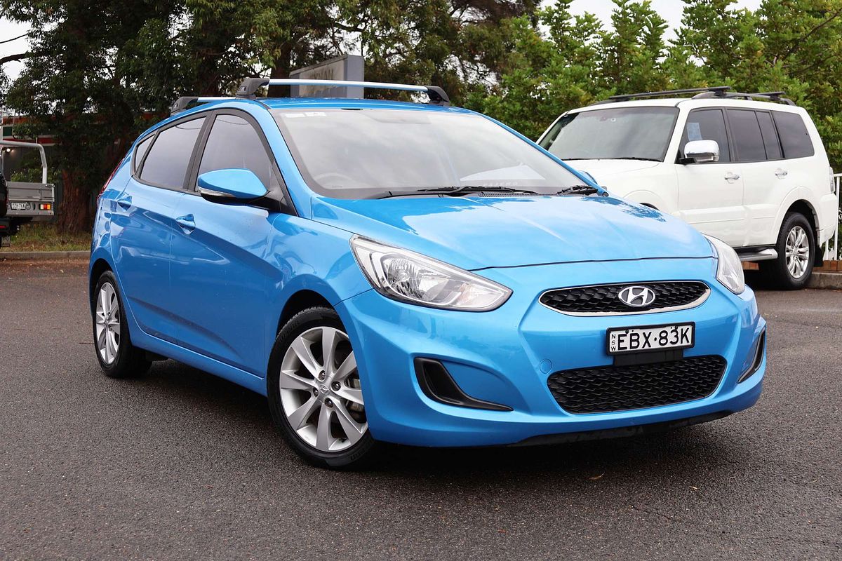 2019 Hyundai Accent Sport RB6