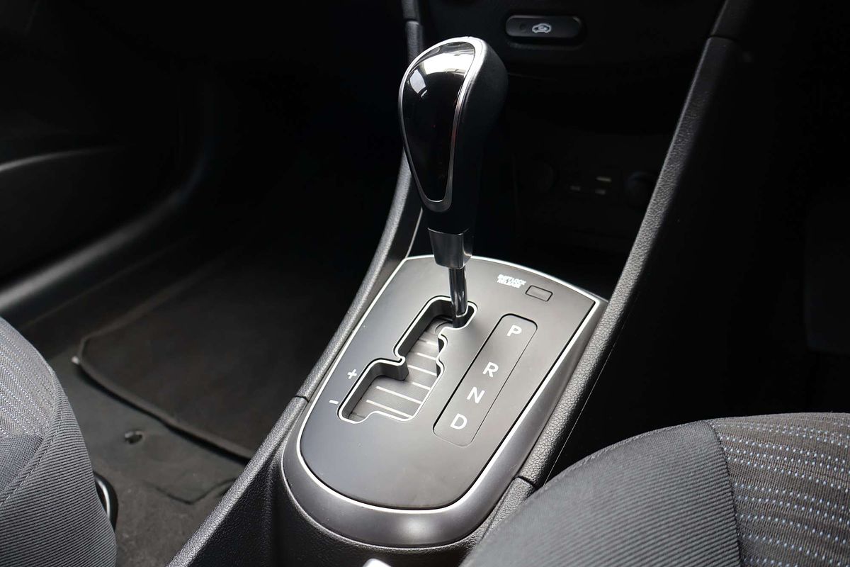 2019 Hyundai Accent Sport RB6