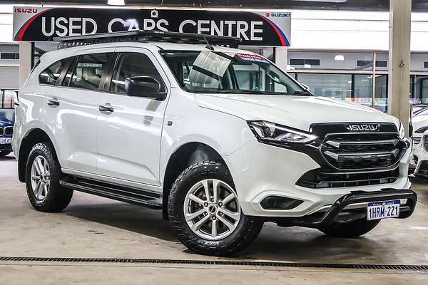 2022 Isuzu MU-X LS-M
