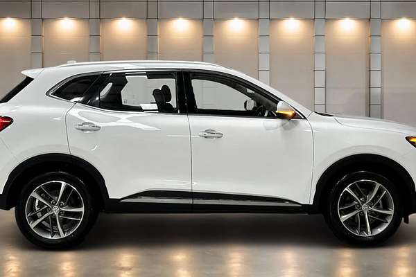 2023 MG HS Excite SAS23