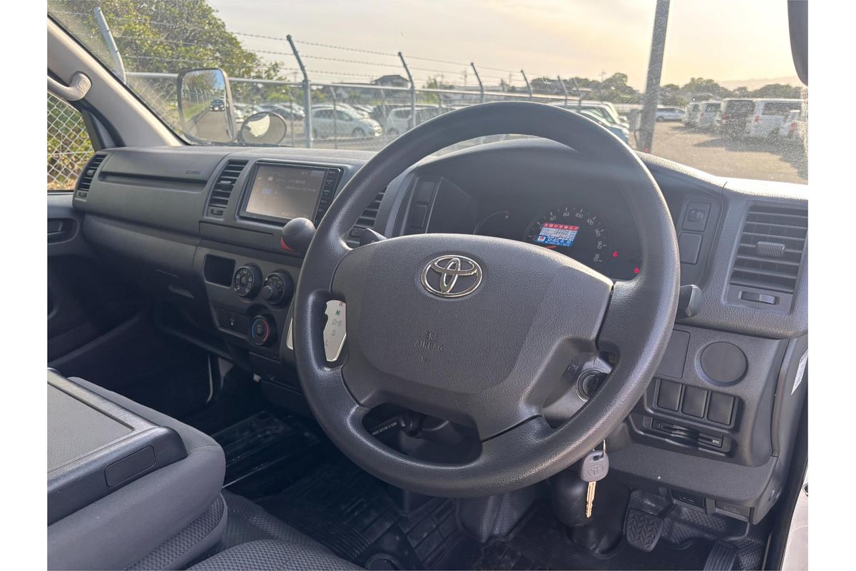 2016 Toyota Hiace Long DX 4WD
