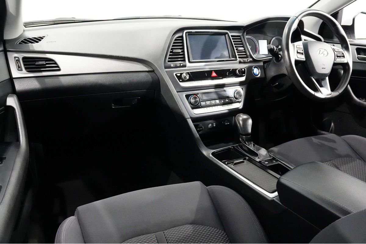 2018 Hyundai Sonata Active LF4