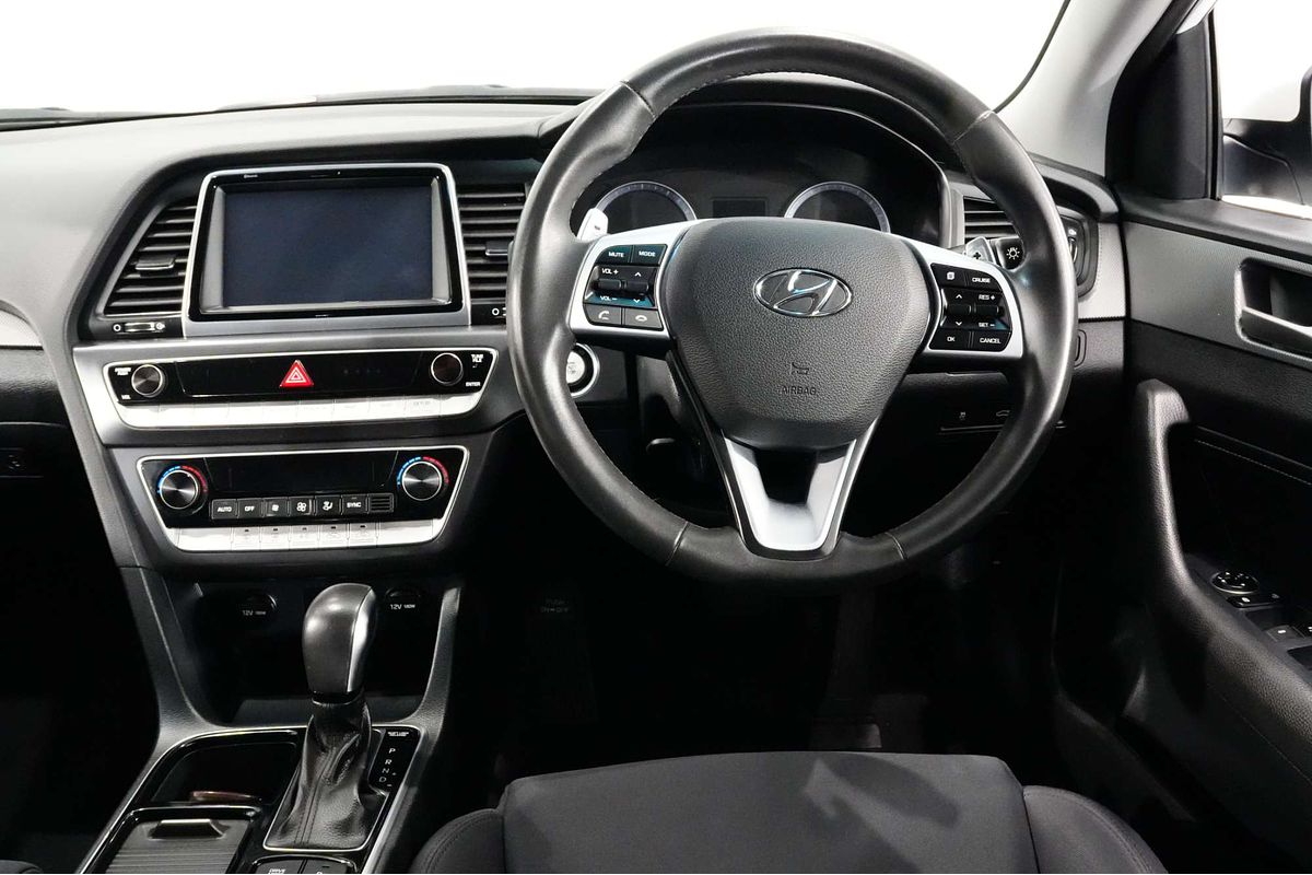 2018 Hyundai Sonata Active LF4