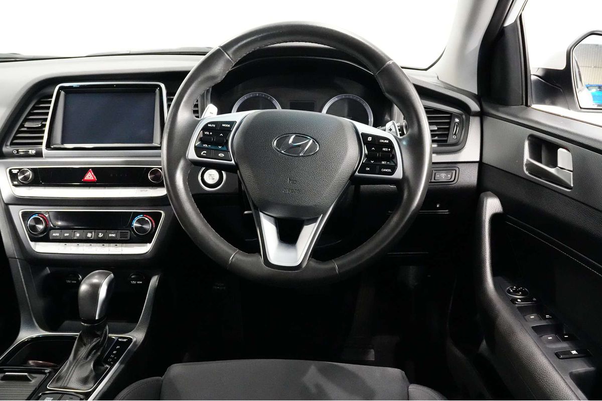 2018 Hyundai Sonata Active LF4