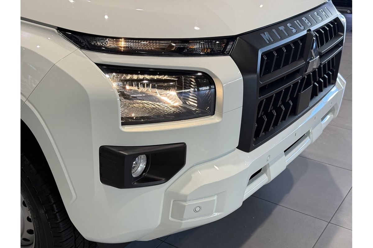 2026 Mitsubishi MV Triton GLX 2.4L D 6AT 4X2 SC CC