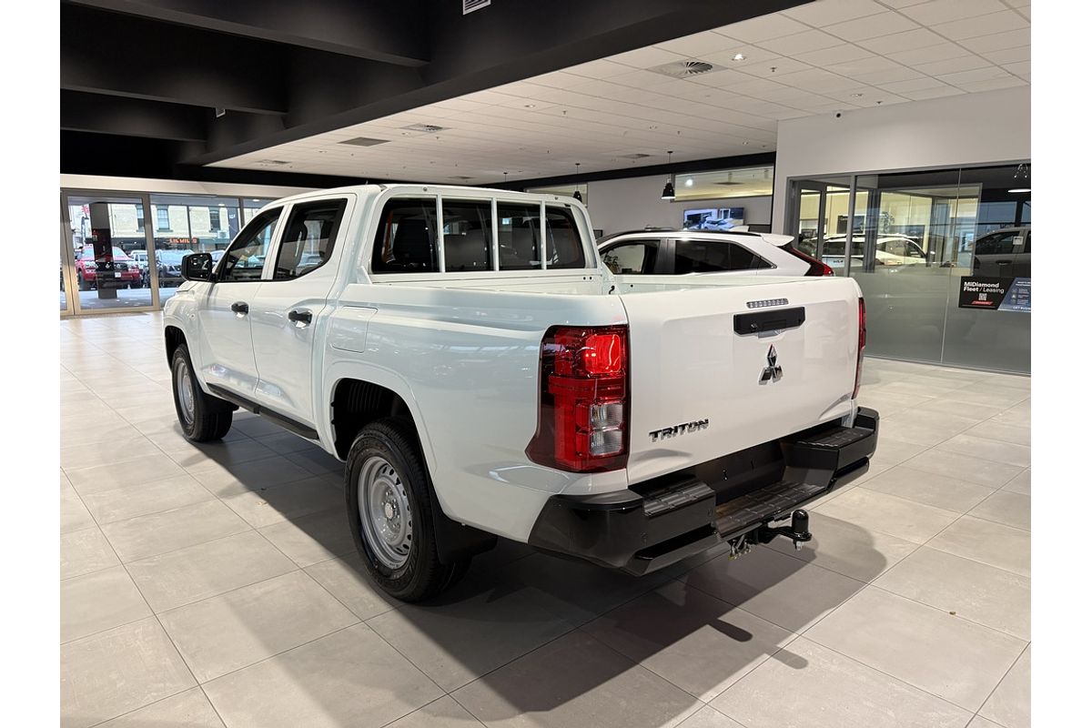 2026 Mitsubishi MV Triton GLX 2.4L D 6A/T 4X2 DC PU