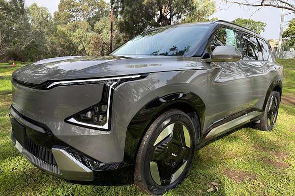 2024 Kia EV5 Earth OVc thumb-3