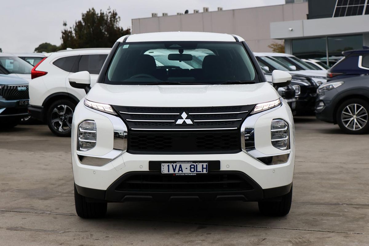 2024 Mitsubishi Outlander ES ZM