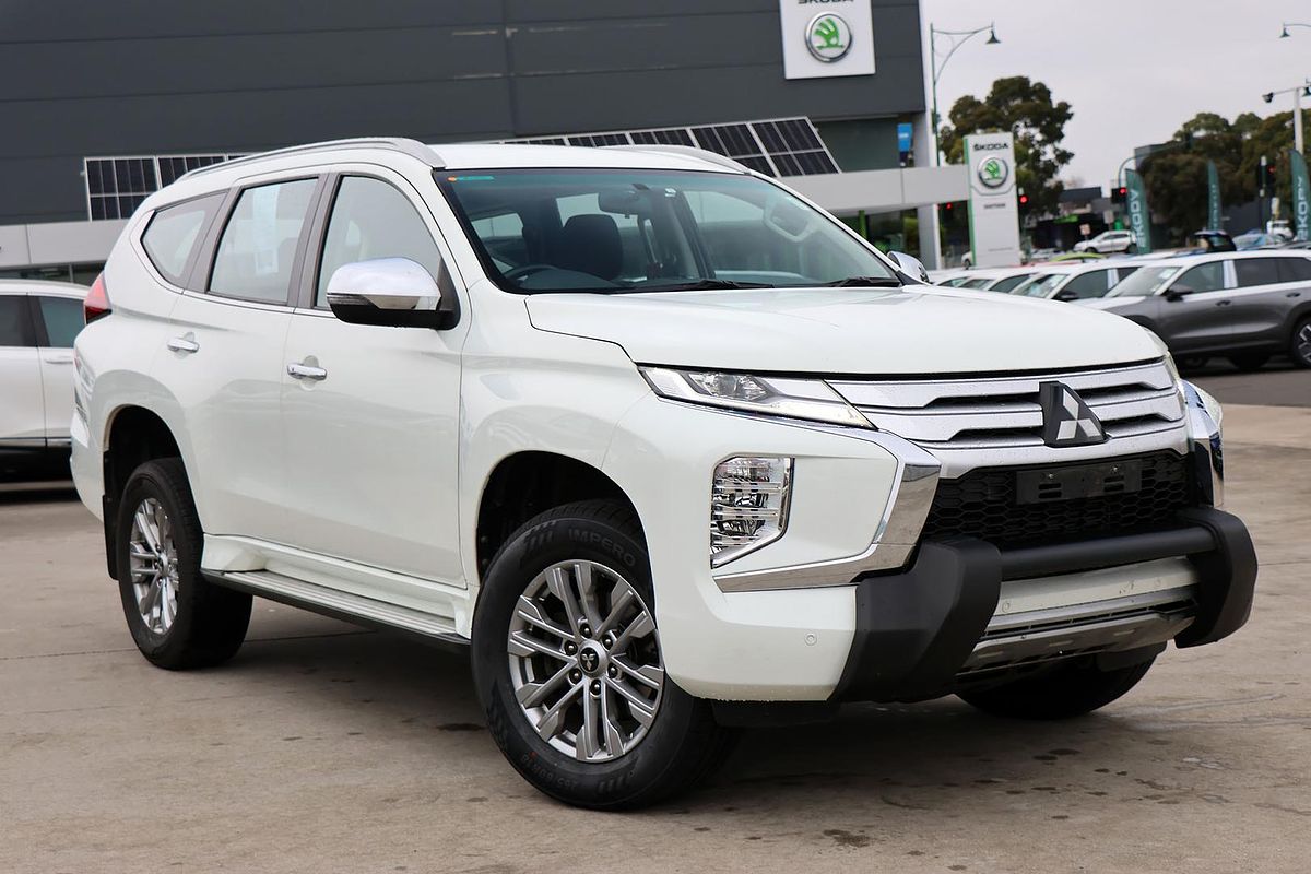 2020 Mitsubishi Pajero Sport GLX QF