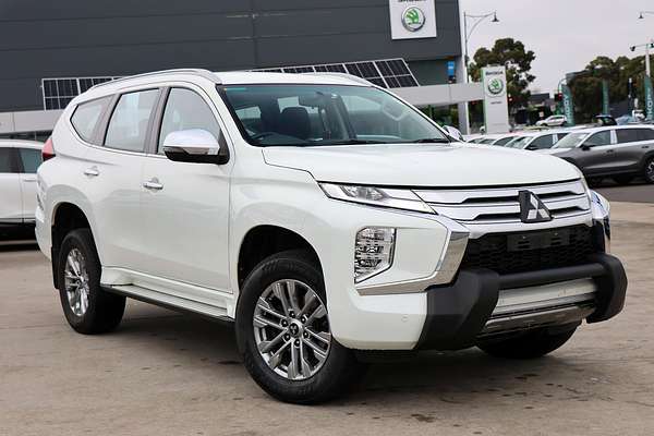 2020 Mitsubishi Pajero Sport GLX QF