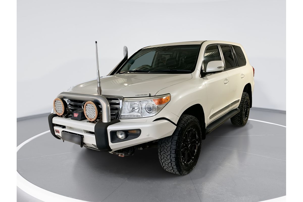 2013 Toyota Landcruiser Sahara VDJ200R