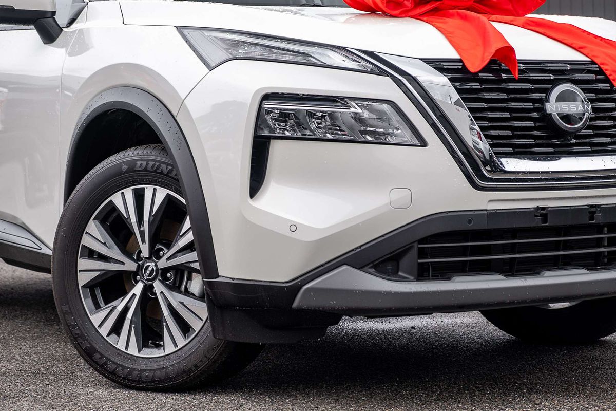 2025 Nissan X-TRAIL ST-L T33
