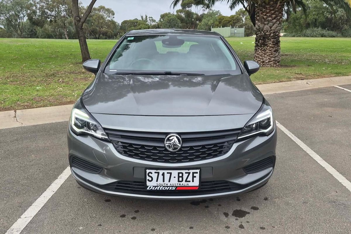 2018 Holden Astra R BK