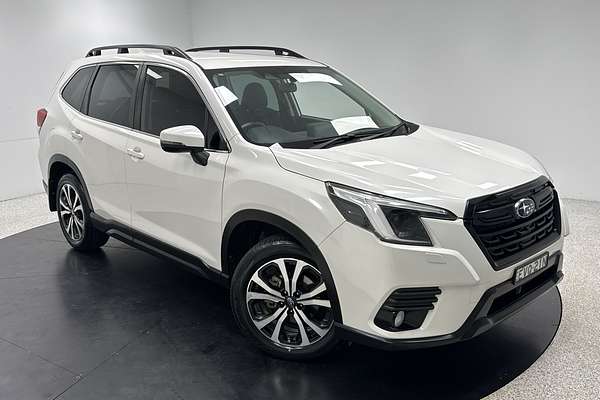 2023 Subaru Forester 2.5i Premium S5