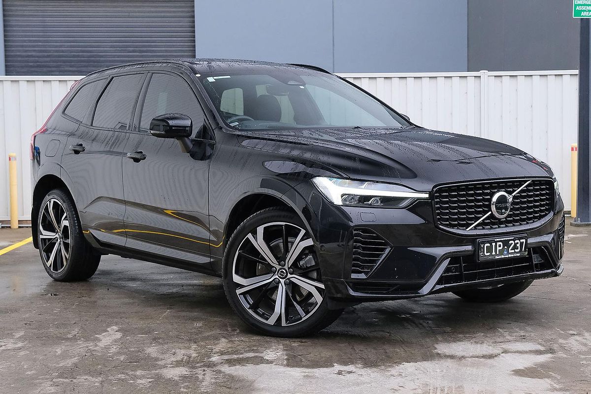 2022 Volvo XC60 Recharge Ultimate T8 Plug-In Hybrid