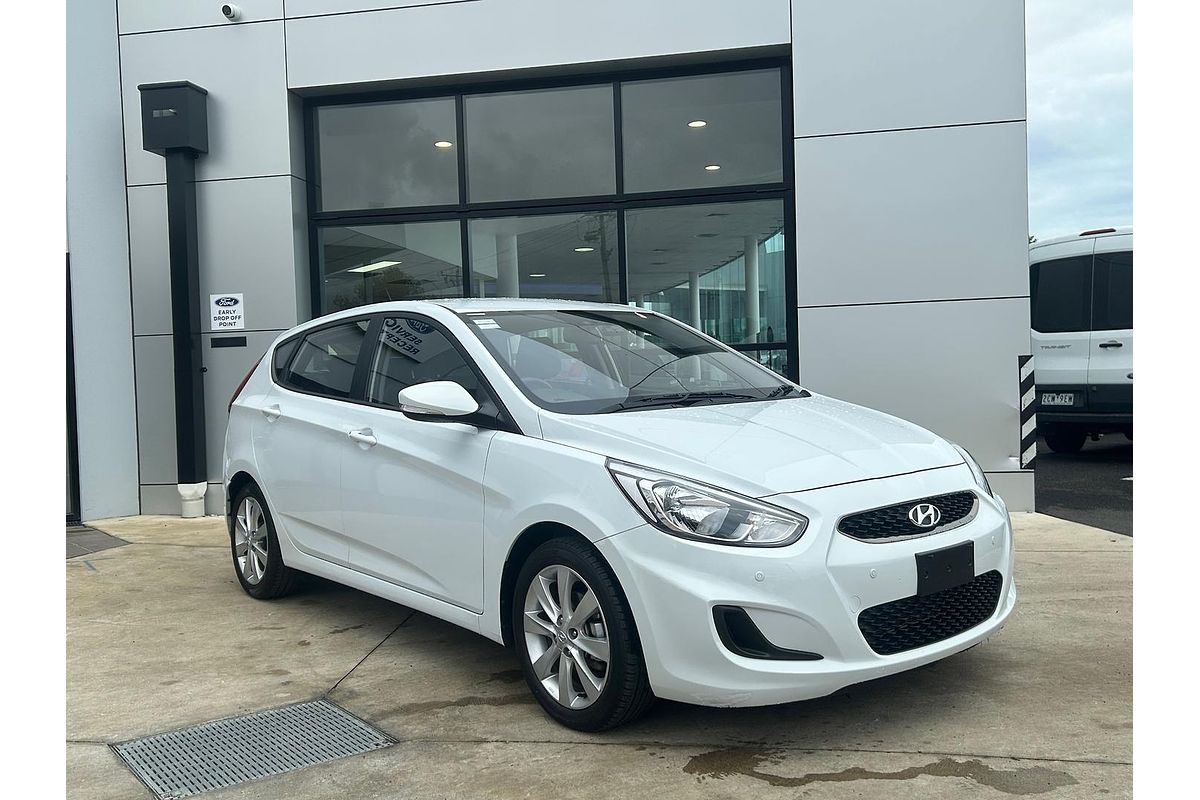 2019 Hyundai Accent Sport RB6