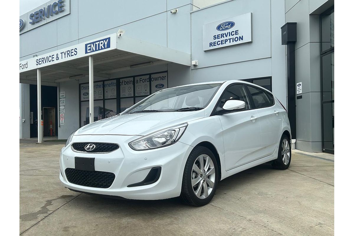 2019 Hyundai Accent Sport RB6