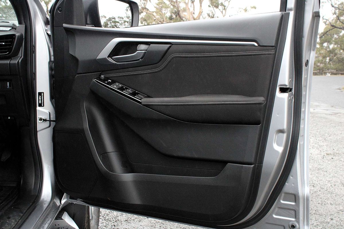 2025 Isuzu D-MAX LS-U 4X4