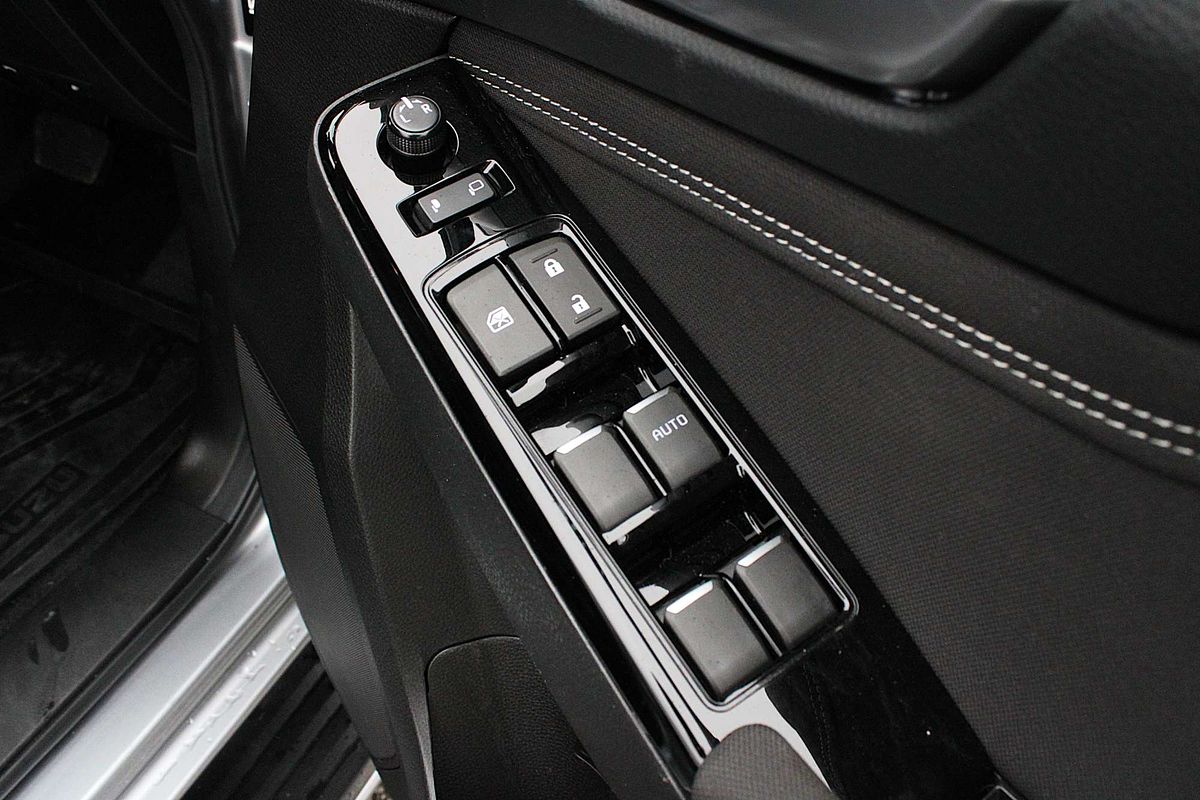 2025 Isuzu D-MAX LS-U 4X4