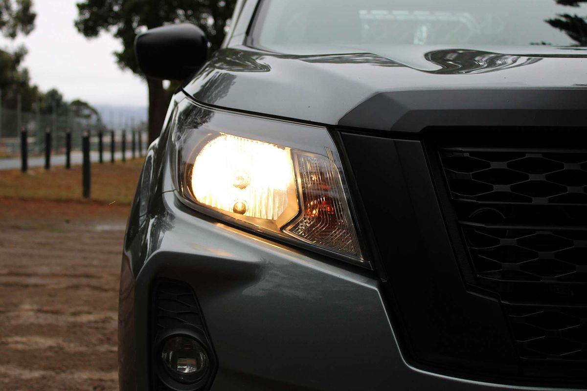 2021 Nissan Navara SL D23 Rear Wheel Drive