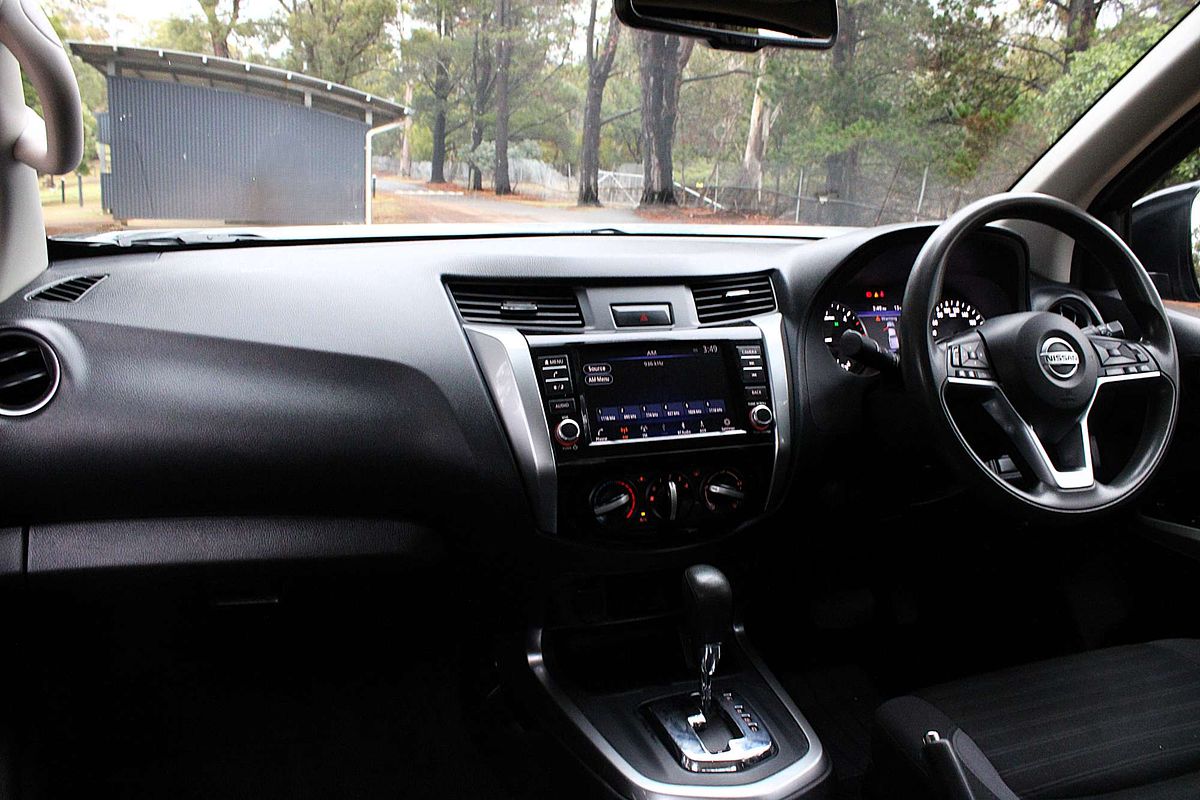 2021 Nissan Navara SL D23 Rear Wheel Drive