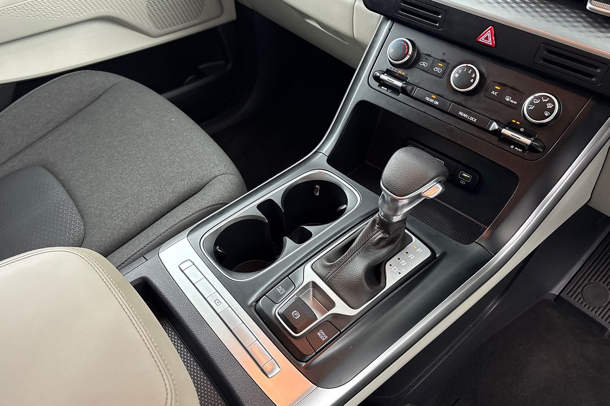 2024 Kia Carnival S KA4
