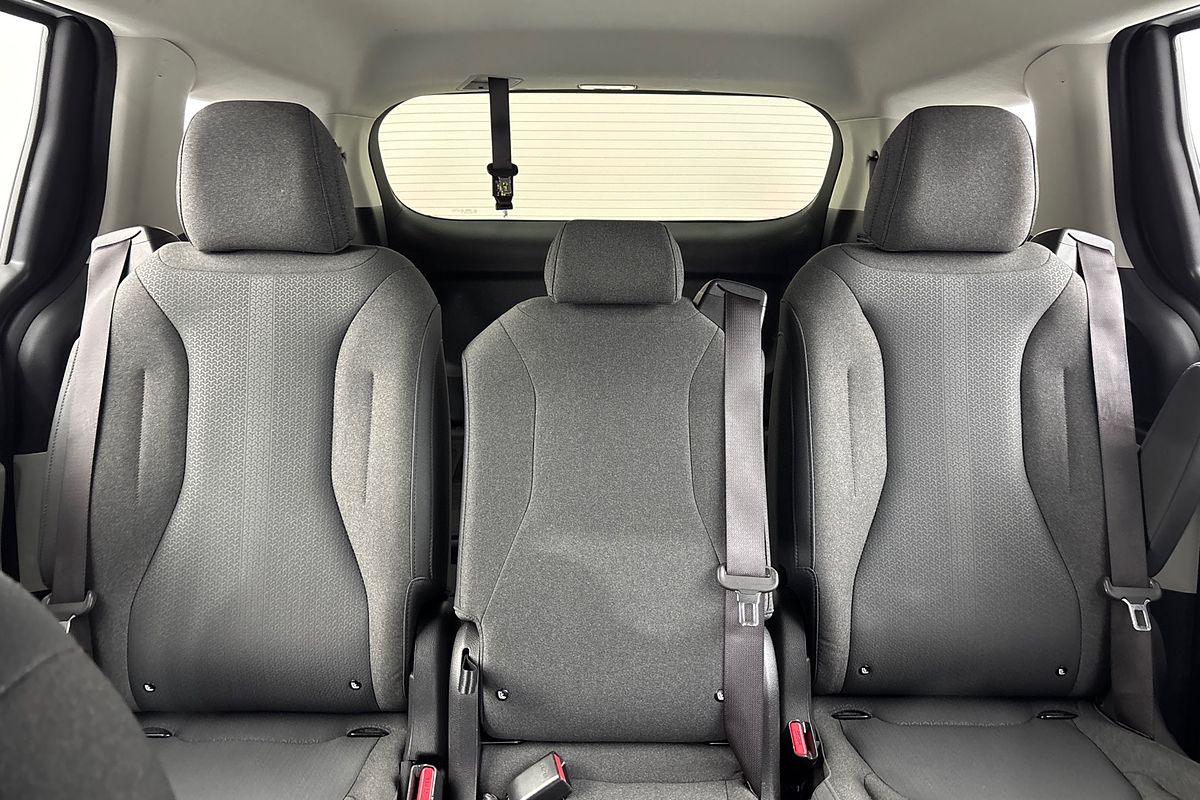 2024 Kia Carnival S KA4