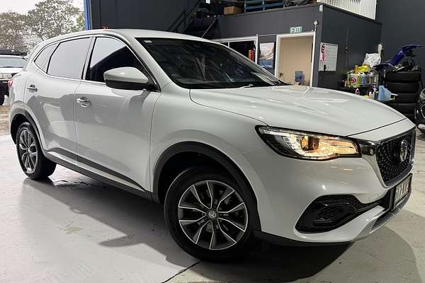 2021 MG HS Core SAS23