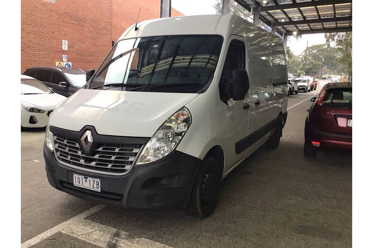 2018 Renault Master X62 MWB Mid Roof