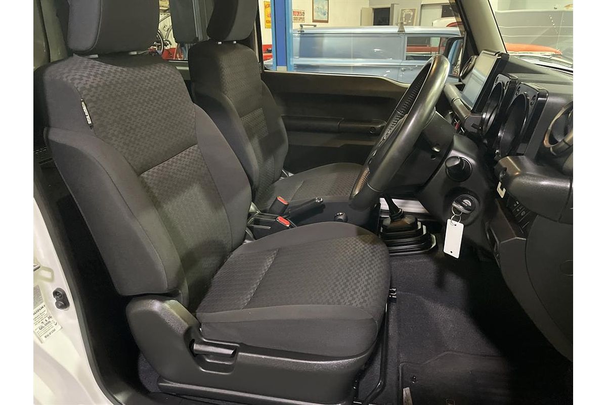 2022 Suzuki Jimny GLX GJ