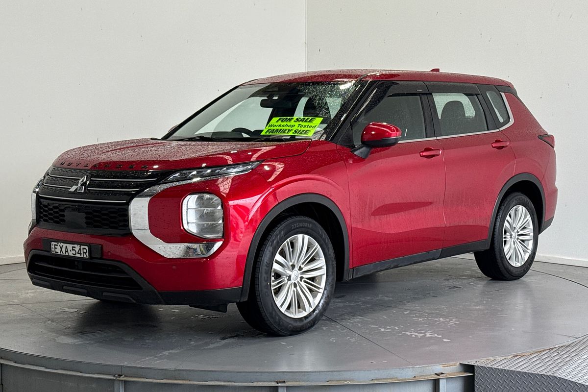2022 Mitsubishi Outlander LS ZM