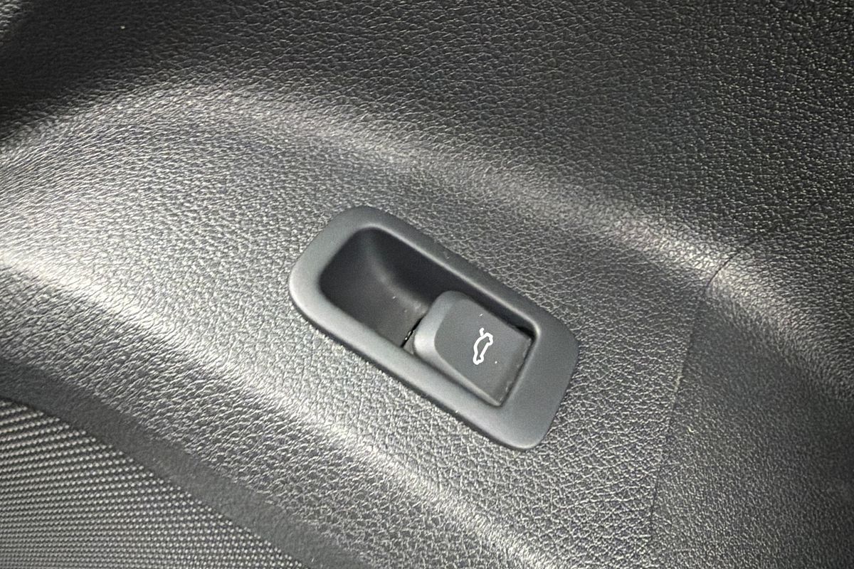 2021 Audi Q2 40 TFSI S line GA
