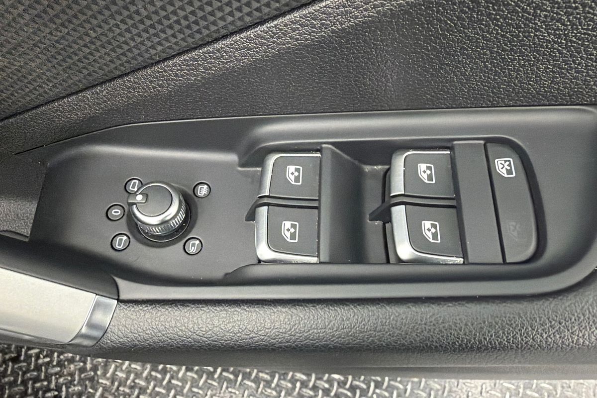 2021 Audi Q2 40 TFSI S line GA