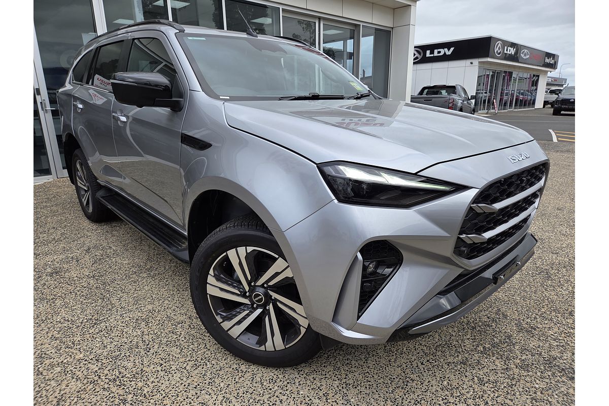 2026 Isuzu MU-X LS-T